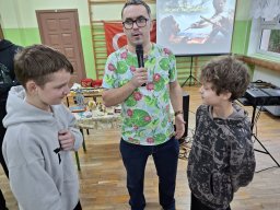 20251212_130123_easy-resize.com